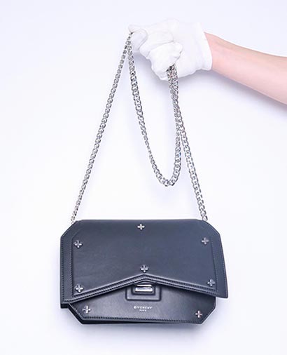 Bow Cut Chain Bag, front view